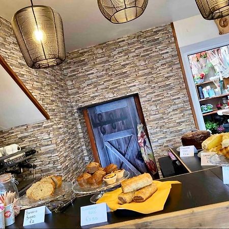 6 New Street Selfcatering Bnb Studio 1 Bantry Dış mekan fotoğraf